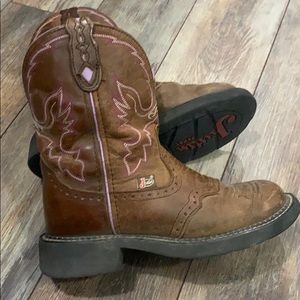 Justin gypsy boots